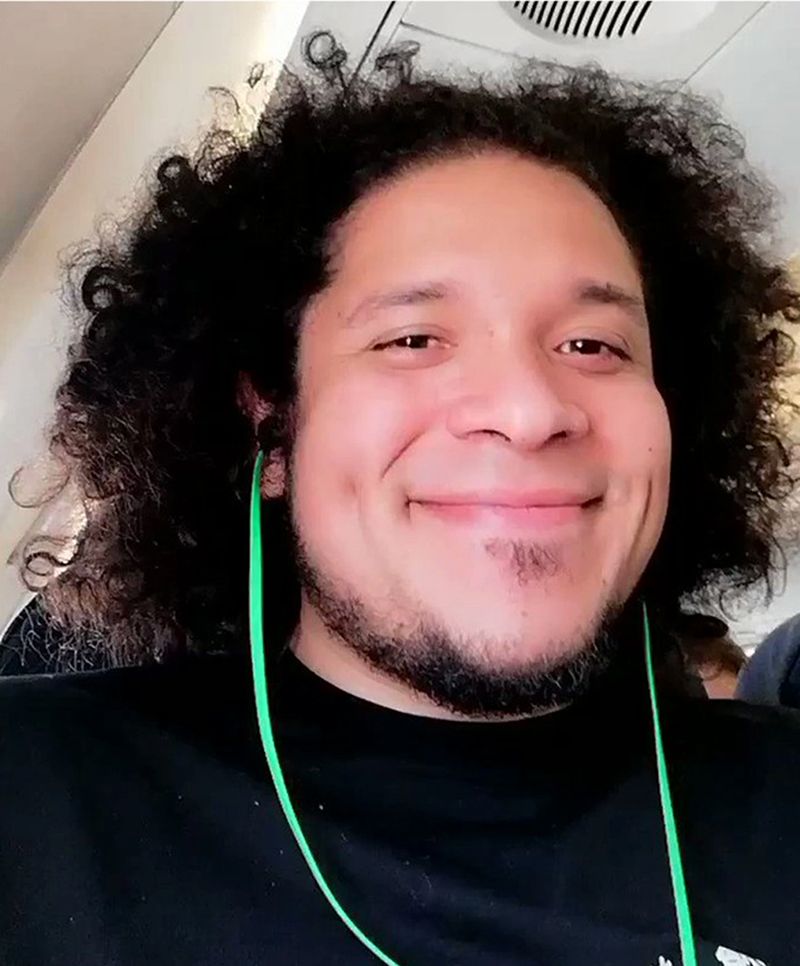 Voice actor Sr. Pelo